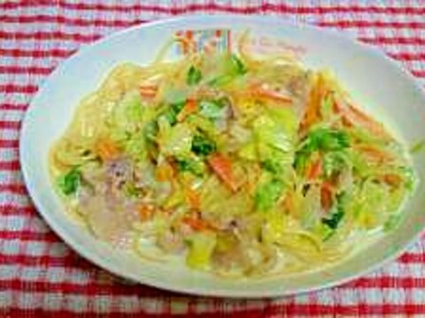 牛乳であっさり！豚バラときゃべつのクリームパスタ